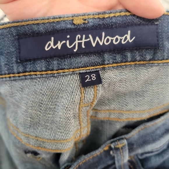 Driftwood Marilyn Floral Embroidered Skinny Jean Size 28 - Picture 3 of 6